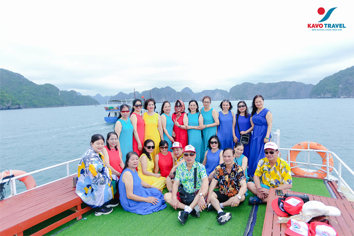 Công ty du lịch Khát Vọng Việt – Kavo Travel tổ chức tour du thuyền Hạ Long được du khách đánh giá cao.