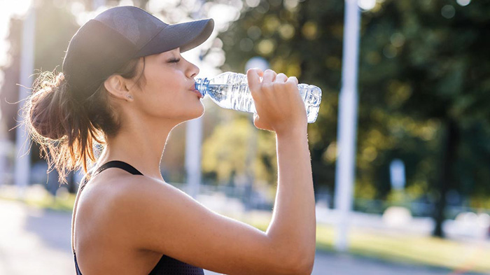 Uống nước khoáng mặn có tốt không, những điều bạn nên biết