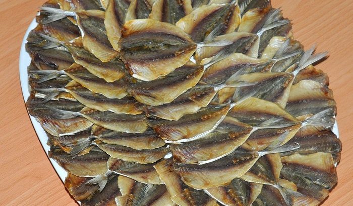 Cá chỉ vàng khô giá bao nhiêu? Địa chỉ mua cá chỉ vàng uy tín tại Hà Nội.