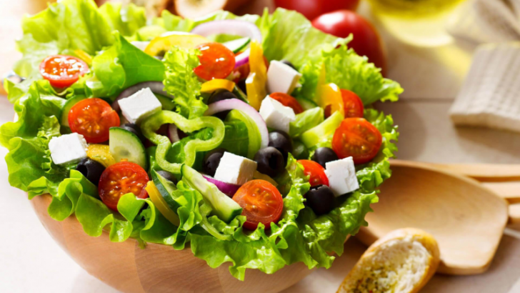 Tổng hợp các cách làm salat rau khiến chị em thích mê