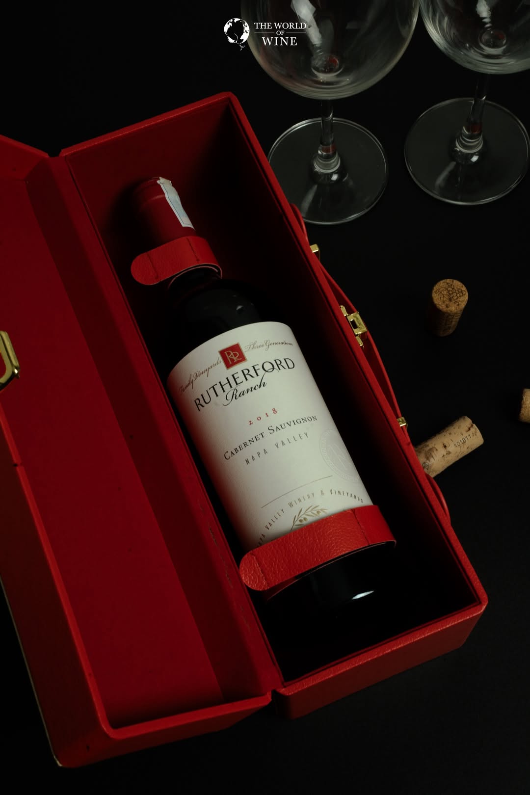 Tận hưởng hành trình trải nghiệm chuyên nghiệp và sự an tâm tuyệt đối khi mua sắm tại cửa hàng rượu WoW